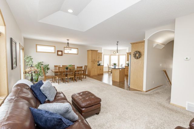 528 Prescott Lane, West Fargo, ND 58078