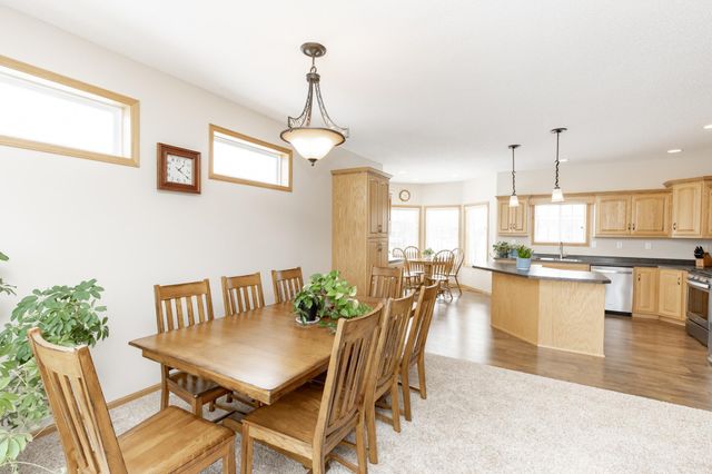 528 Prescott Lane, West Fargo, ND 58078