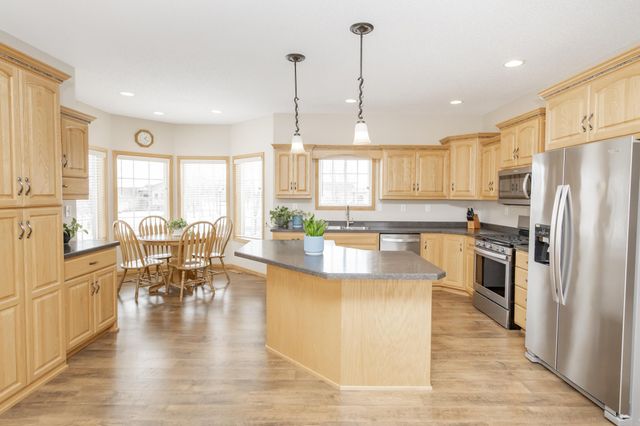 528 Prescott Lane, West Fargo, ND 58078