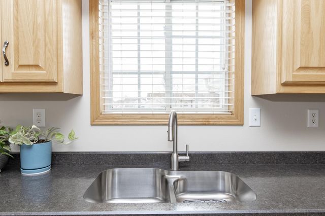 528 Prescott Lane, West Fargo, ND 58078