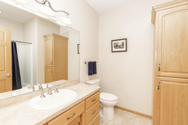 528 Prescott Lane, West Fargo, ND 58078