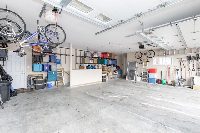 528 Prescott Lane, West Fargo, ND 58078