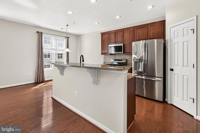 9479 STONEWALL RD, Manassas, VA 20110