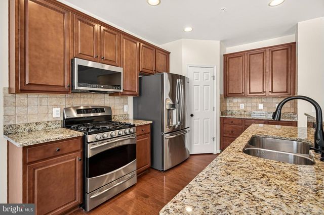 9479 STONEWALL RD, Manassas, VA 20110