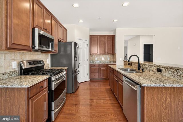 9479 STONEWALL RD, Manassas, VA 20110