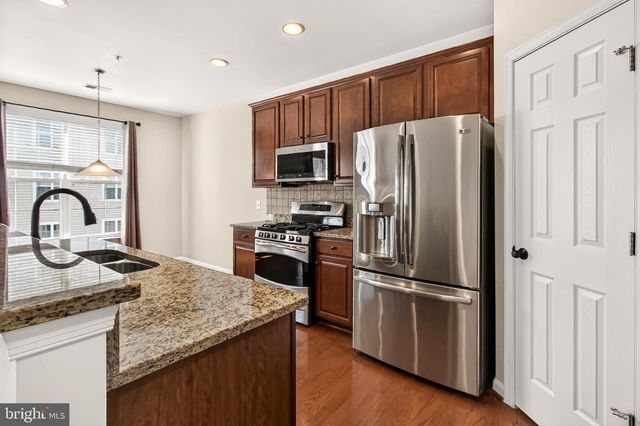 9479 STONEWALL RD, Manassas, VA 20110