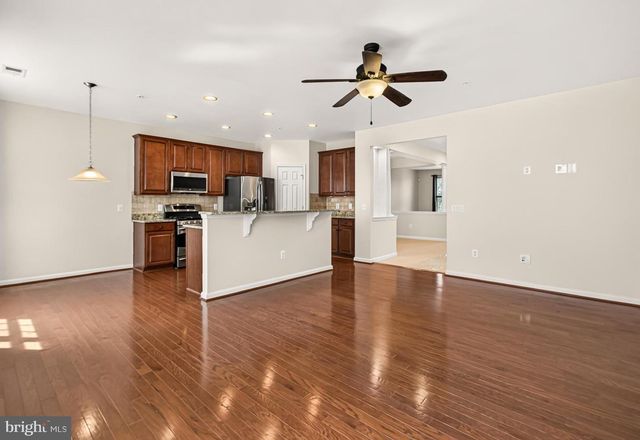 9479 STONEWALL RD, Manassas, VA 20110
