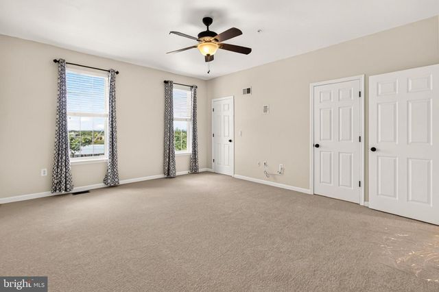 9479 STONEWALL RD, Manassas, VA 20110