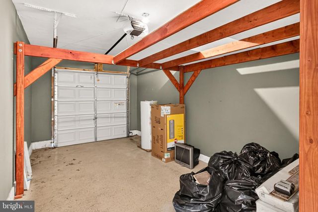 9479 STONEWALL RD, Manassas, VA 20110