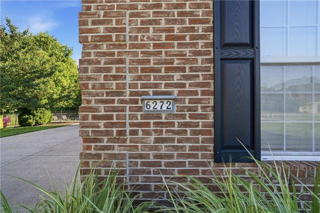 6272 Chappellfield Drive, West Chester, OH 45069