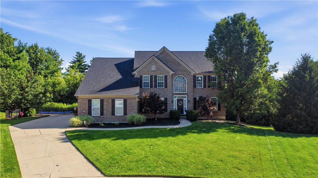 6272 Chappellfield Drive, West Chester, OH 45069