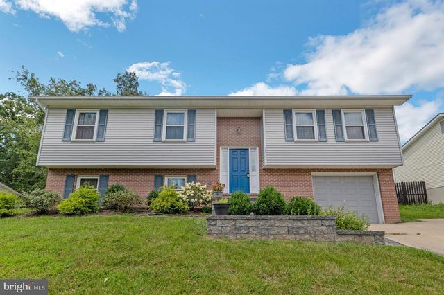 203 PEMBRIDGE DR, Winchester, VA 22602