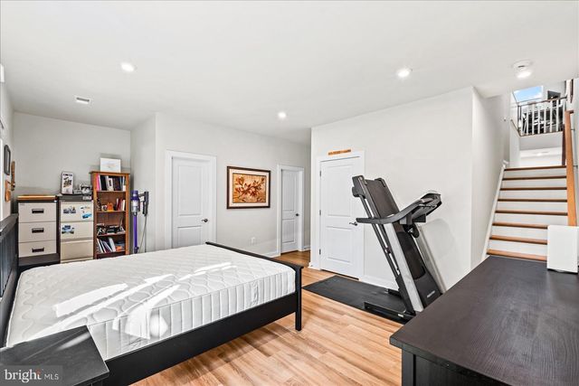 17982 WOODS OVERLOOK DR, Dumfries, VA 22026