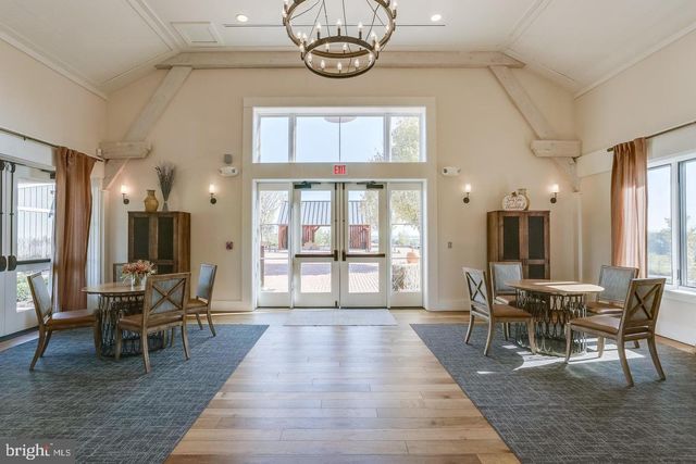 17982 WOODS OVERLOOK DR, Dumfries, VA 22026