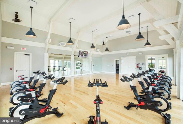 17982 WOODS OVERLOOK DR, Dumfries, VA 22026