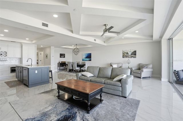 1425 PARK BEACH CIRCLE 124, Punta Gorda, FL 33950