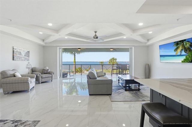 1425 PARK BEACH CIRCLE 124, Punta Gorda, FL 33950