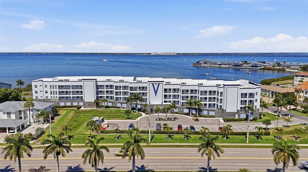 1425 PARK BEACH CIRCLE 124, Punta Gorda, FL 33950