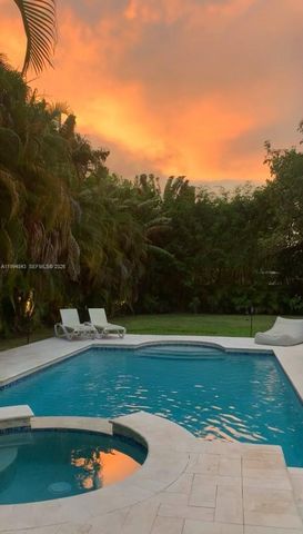 1451 SW 52nd Way, Plantation, FL 33317