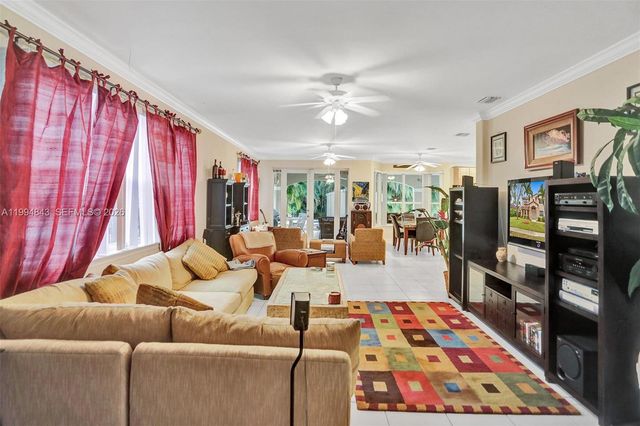 1451 SW 52nd Way, Plantation, FL 33317