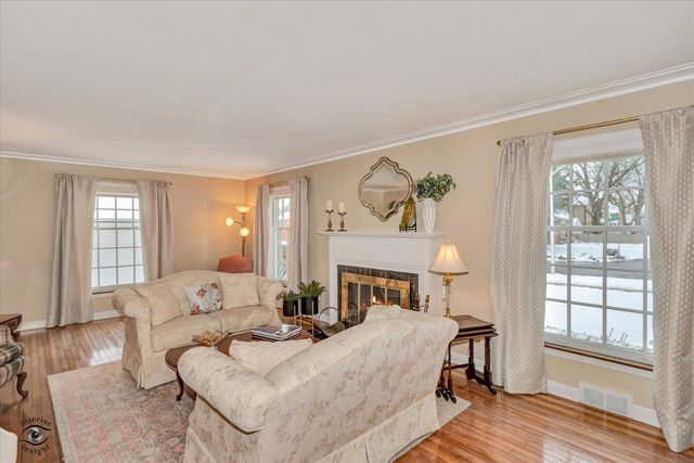 2728 W 107th Street, Chicago, IL 60655