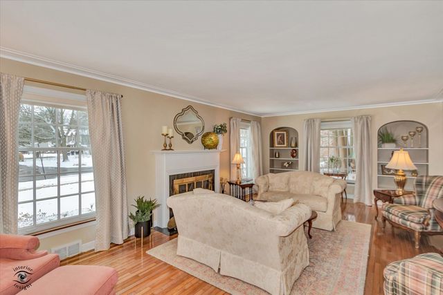 2728 W 107th Street, Chicago, IL 60655