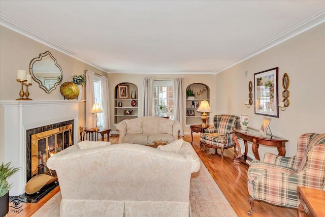 2728 W 107th Street, Chicago, IL 60655