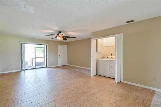 11001 SE SUNSET HARBOR ROAD H52, Summerfield, FL 34491