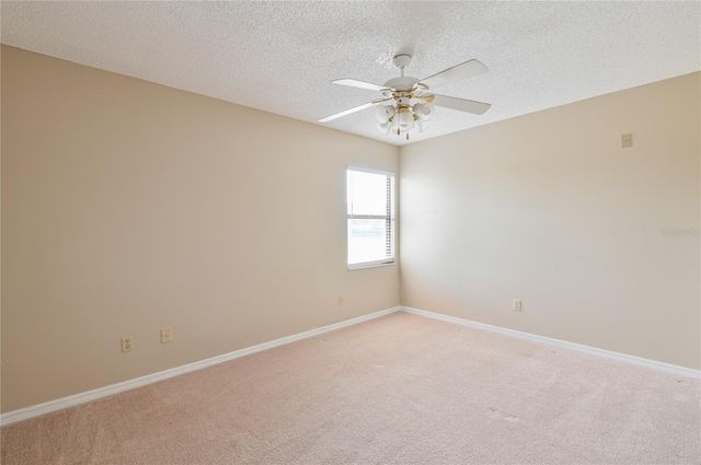 11001 SE SUNSET HARBOR ROAD H52, Summerfield, FL 34491