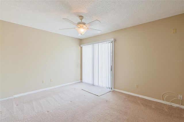 11001 SE SUNSET HARBOR ROAD H52, Summerfield, FL 34491