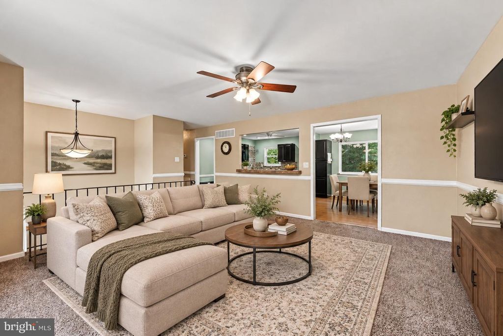 2309 FERNCROFT CIR, UPPER CHICHESTER, PA 19061 — photo 5