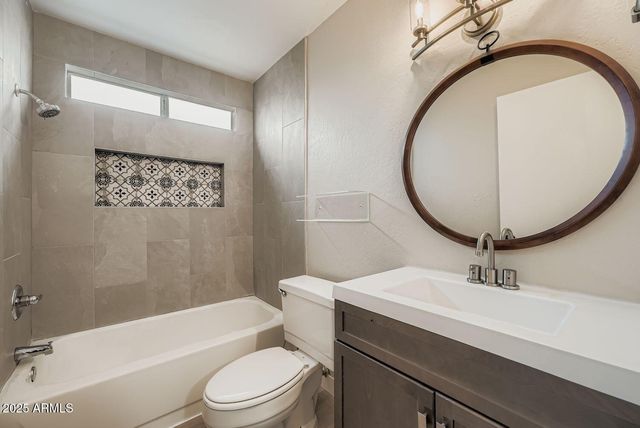 17412 N 58th Lane, Glendale, AZ 85308