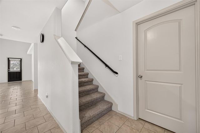 23718 Water Hickory Drive, Tomball, TX 77375