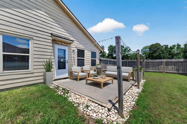 23718 Water Hickory Drive, Tomball, TX 77375