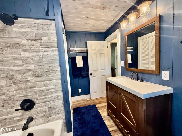 157 Cedar Ridge Private Drive, Kingsport, TN 37660