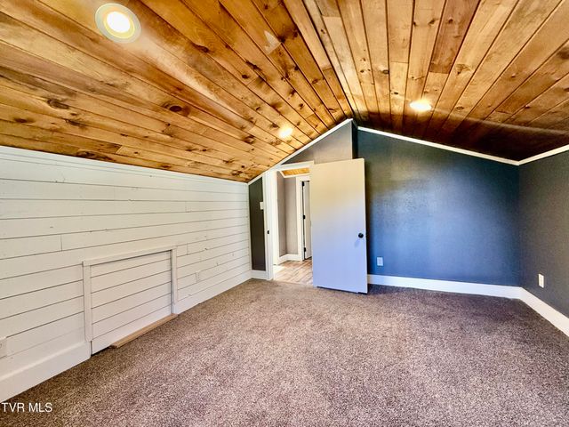 157 Cedar Ridge Private Drive, Kingsport, TN 37660