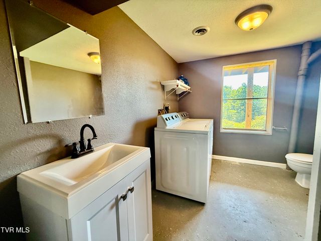 157 Cedar Ridge Private Drive, Kingsport, TN 37660