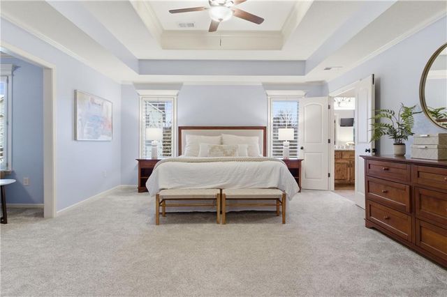 2914 W 155th Terrace, Overland Park, KS 66224