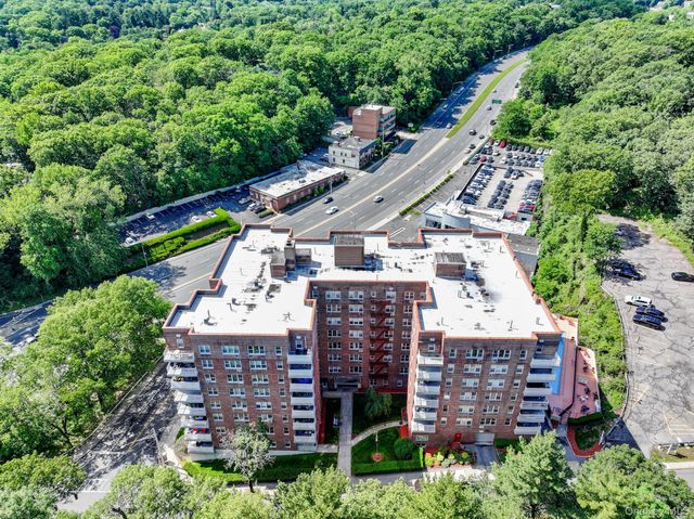 632 Palmer Road 8G, Yonkers, NY 10701