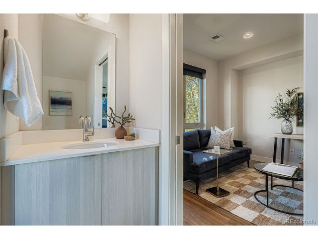 1261 Xavier St, Denver, CO 80204