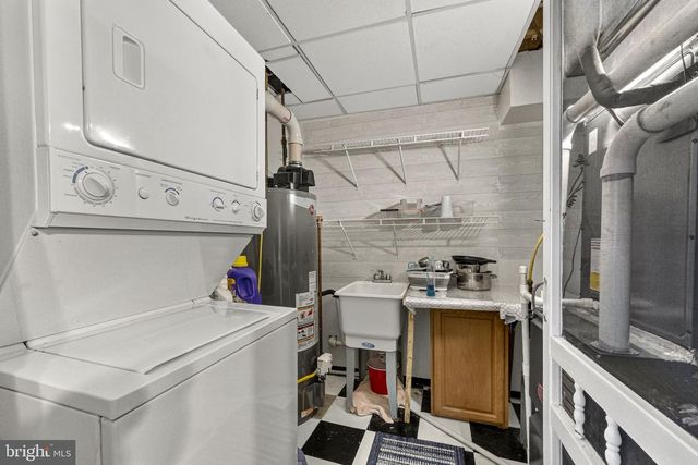 13224 CORALBERRY DR, Fairfax, VA 22033