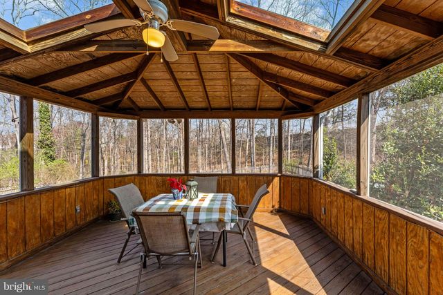 13224 CORALBERRY DR, Fairfax, VA 22033