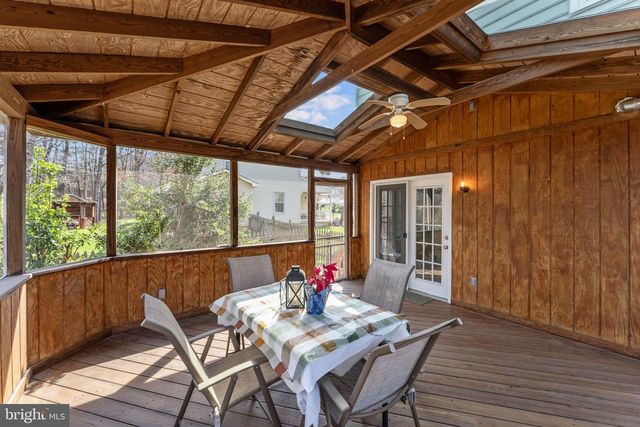 13224 CORALBERRY DR, Fairfax, VA 22033