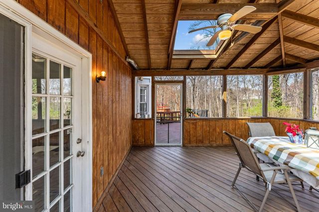 13224 CORALBERRY DR, Fairfax, VA 22033