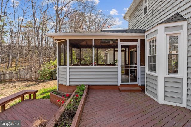 13224 CORALBERRY DR, Fairfax, VA 22033