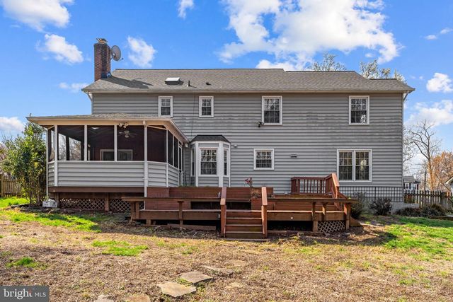 13224 CORALBERRY DR, Fairfax, VA 22033