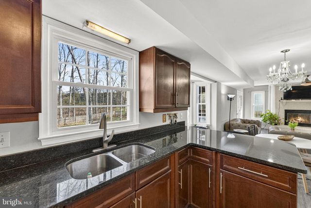 13224 CORALBERRY DR, Fairfax, VA 22033