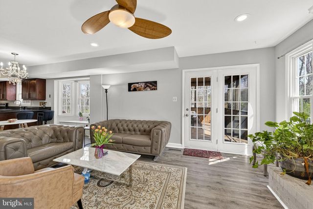 13224 CORALBERRY DR, Fairfax, VA 22033