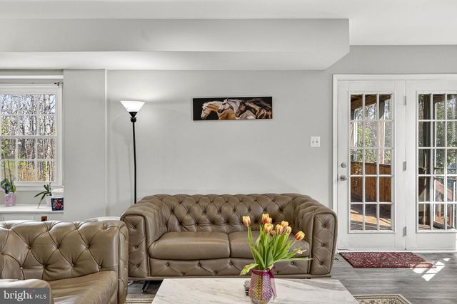 13224 CORALBERRY DR, Fairfax, VA 22033