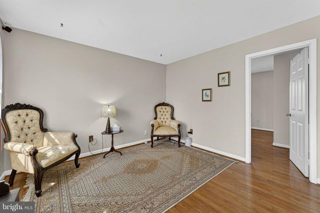 13224 CORALBERRY DR, Fairfax, VA 22033